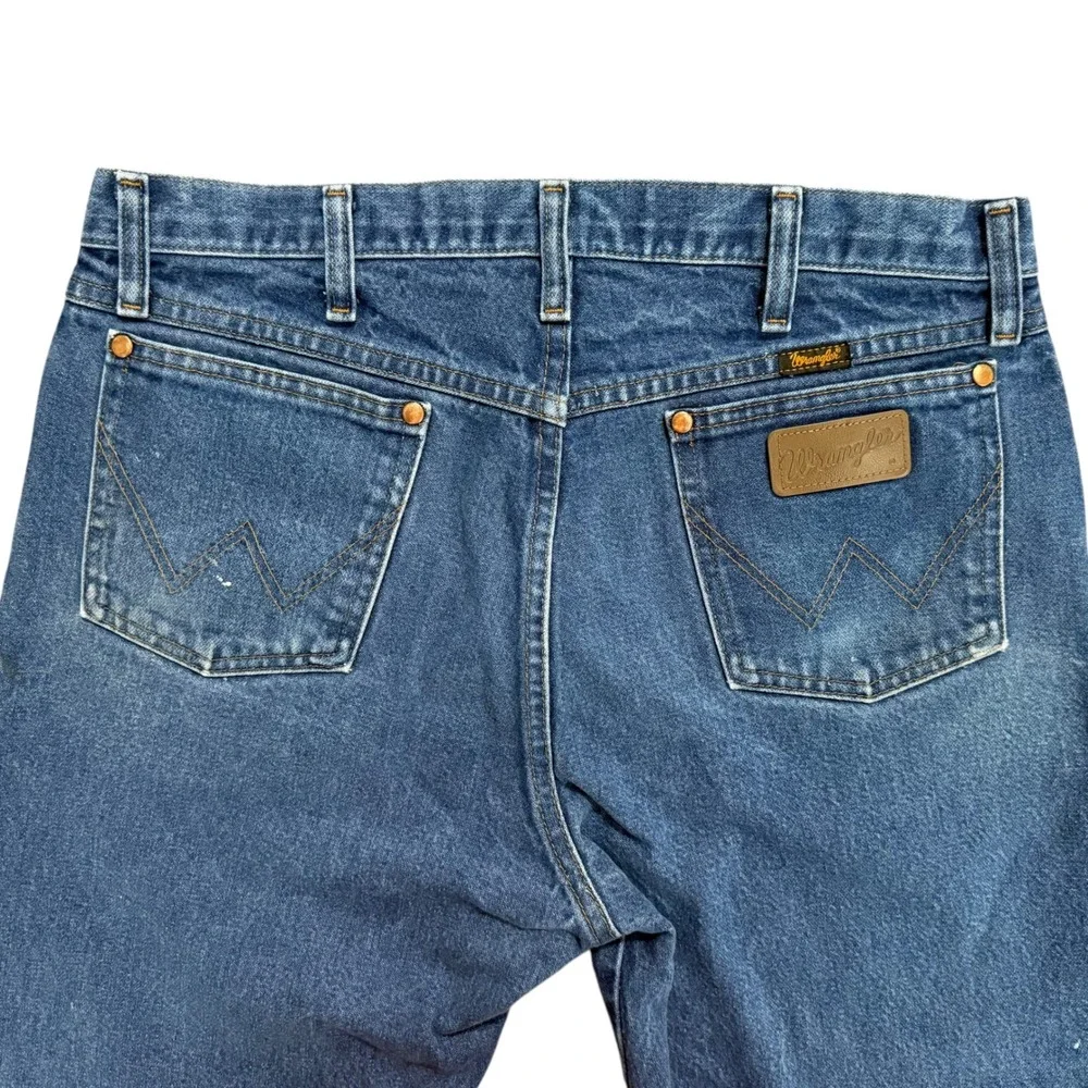 Wrangler pockets adding